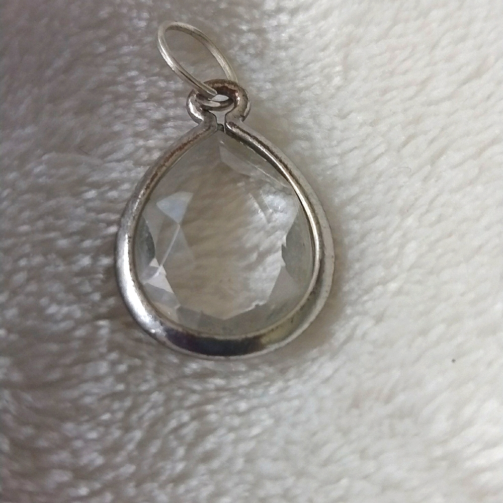Beautiful vintage crystal pendant